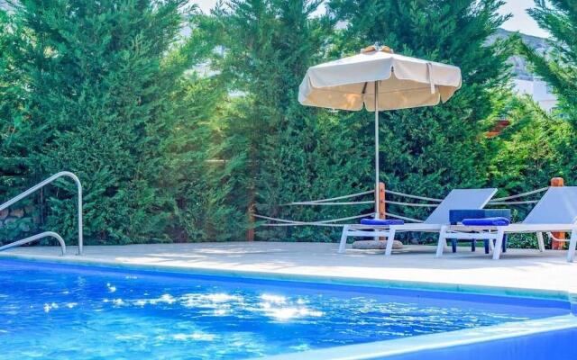 Lindos Emerald
