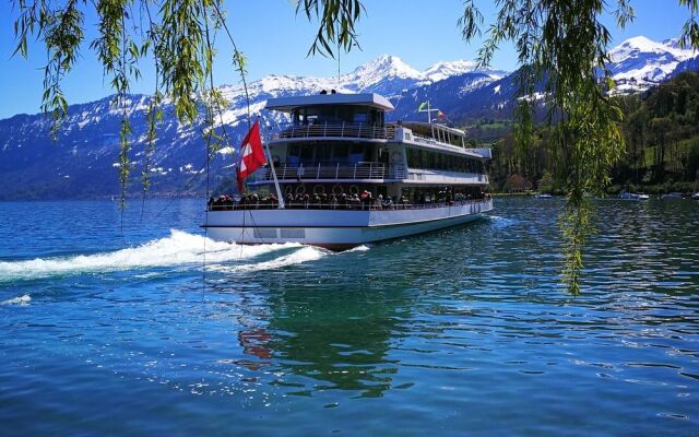 SwissHut B&B
