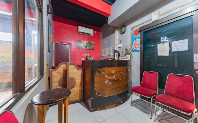 RedDoorz near UNSIKA University Karawang