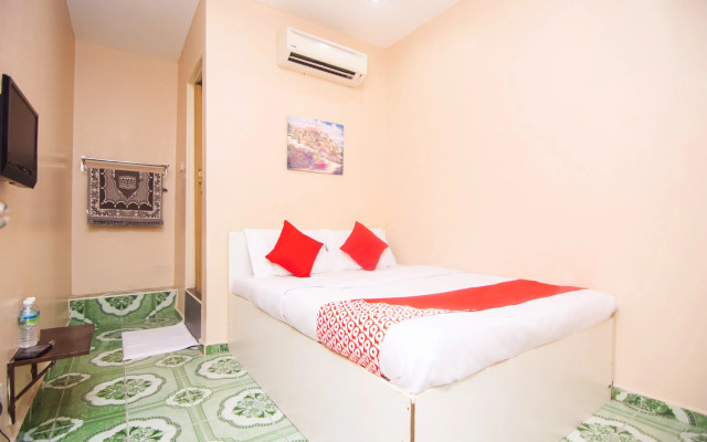OYO 1224 Hotel Hajah Rohayah