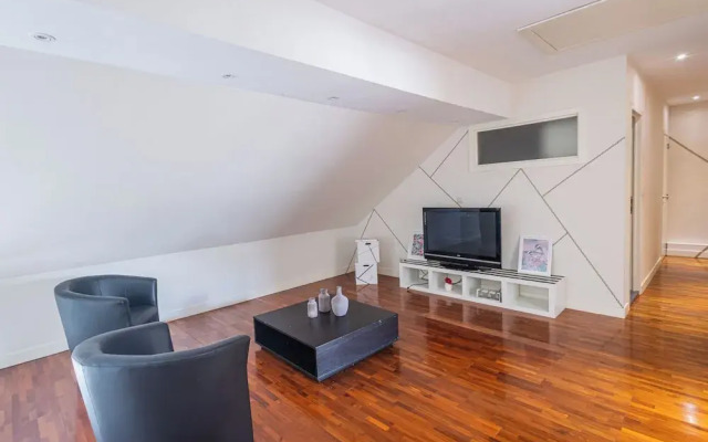 Chambres Cosy dans Une Grande maison