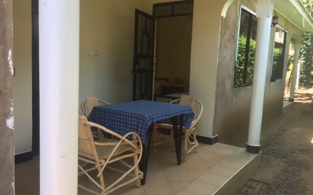 Acacia Tree Apartments