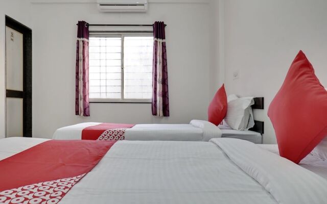 OYO 27821 Hotel Royal Inn Pune