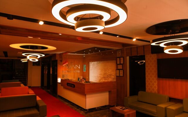 Van Suites Hotel