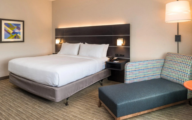 Holiday Inn Express and Suites Jacksonville East by IHG