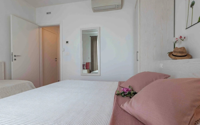 Lovely Flat With Swimming Pool Bibione