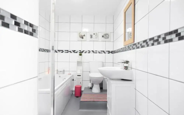 6 Bedroom City Centre Townhouse