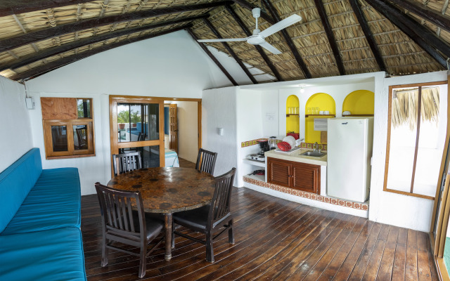Hotel y Bungalows Acuario