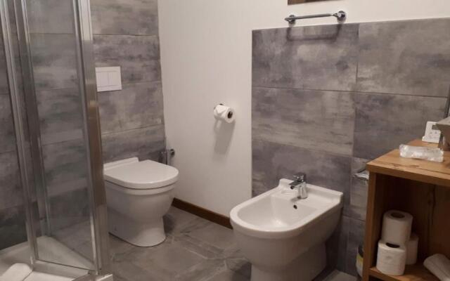 Bed & Rooms , Apartments Corte Rossa