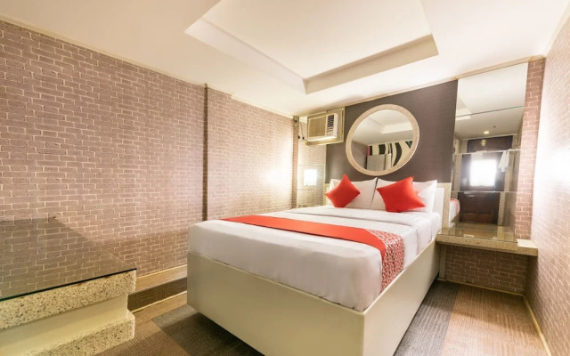 OYO 191 Paradise Apartelle