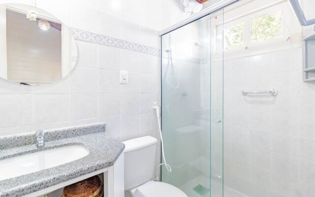 VT04 Excelente Casa 3 Quartos e Piscina
