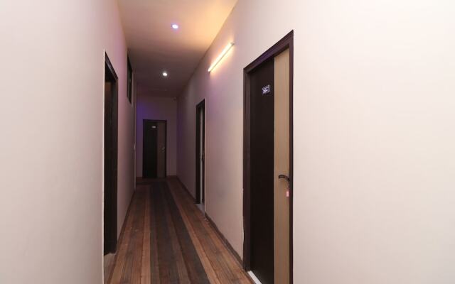OYO 12520 Hotel Grand Tara