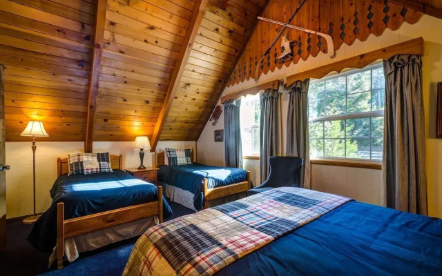 Arrowhead Pine Rose Cabins
