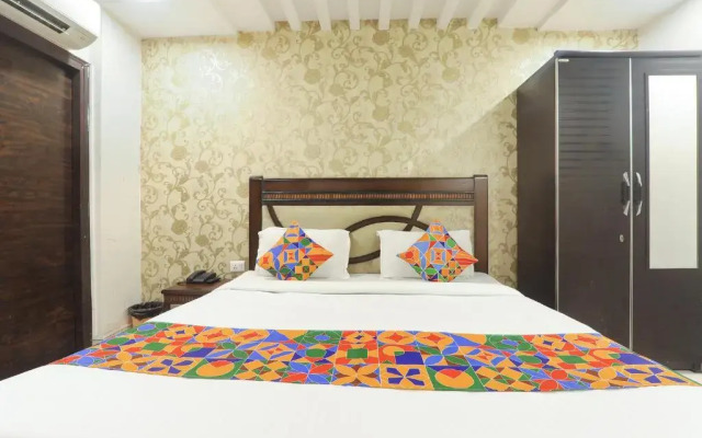Fabhotel The Villa