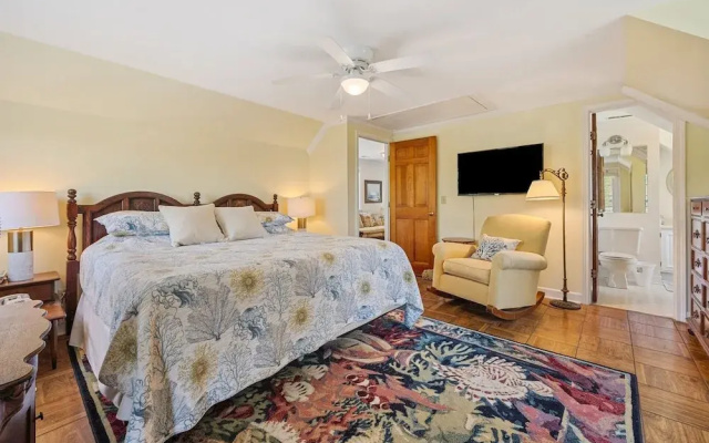 Berry Restful 5 Bedroom Home