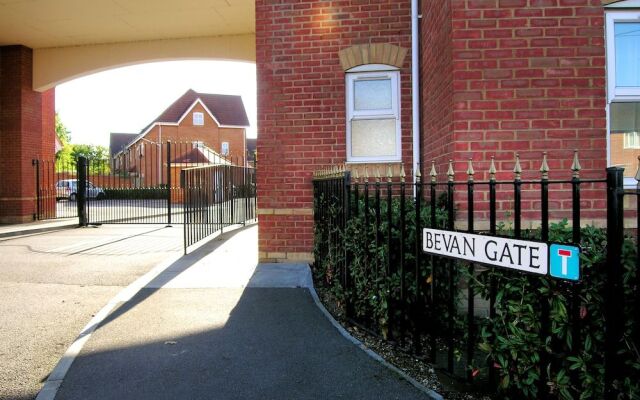 Bevan Gate