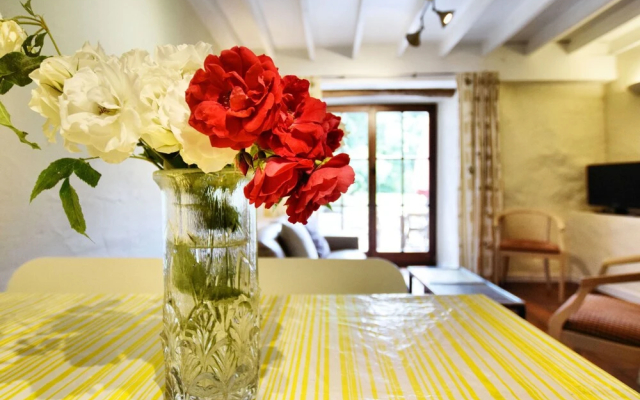 Historic Cottage in Vielsalm With Private Terrace - фото 3