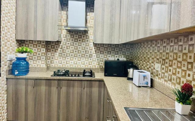 BluO 1BHK Select Citywalk MAX Saket, Balcony Lift