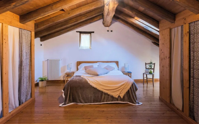 JOIVY Antica Regina del Lago di Como