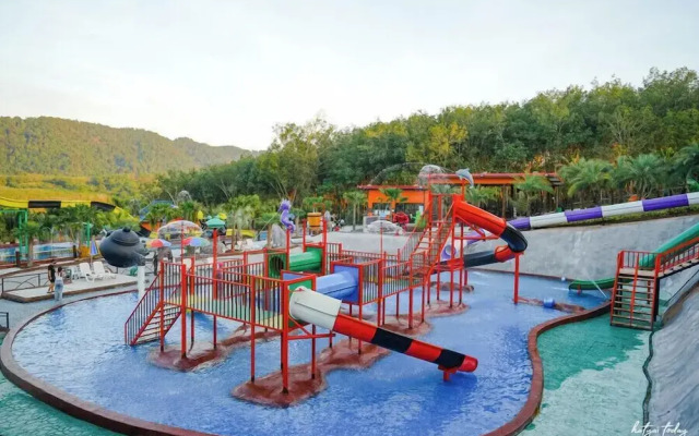 Chomview Lanta Water Park Resort