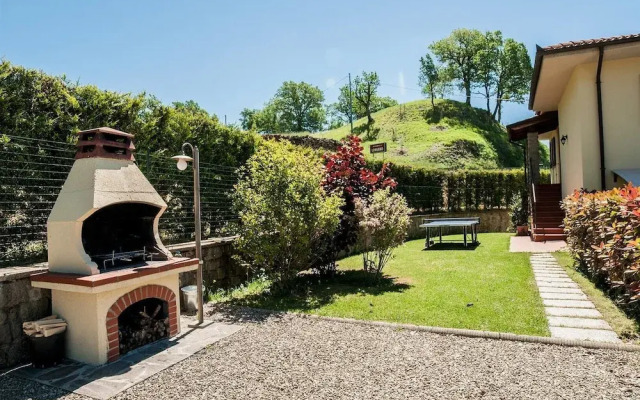 Wonderful Villa With Private Pool in the Heart of Tuscany