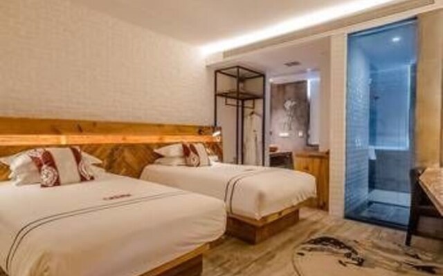 Jietou Xiangwei Inn