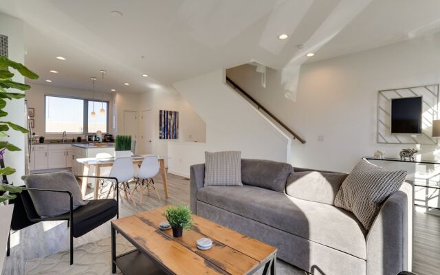 4 Mi to Center City: Philly Home w/ Rooftop Deck