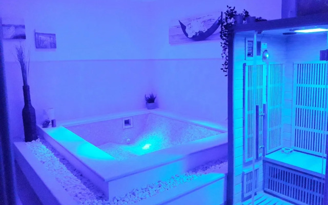 La Casa Del Leone Rosso