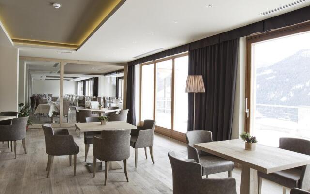 Design And Suite Hotel Ciarnadoi
