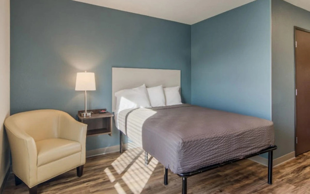 Woodspring Suites Wilmington Riverfront