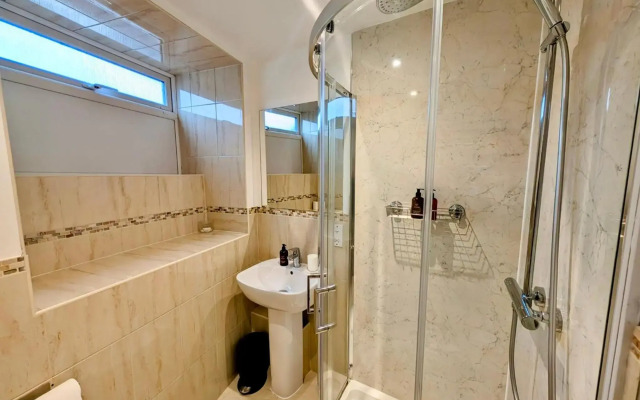 Peartree Serviced Apartments