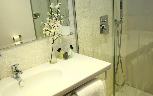 Sky View Luxury Apartments
