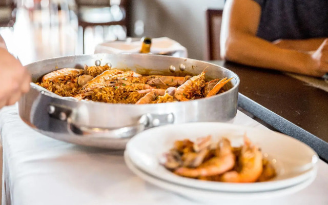 Torremirona Aparthotel Vila Birdie