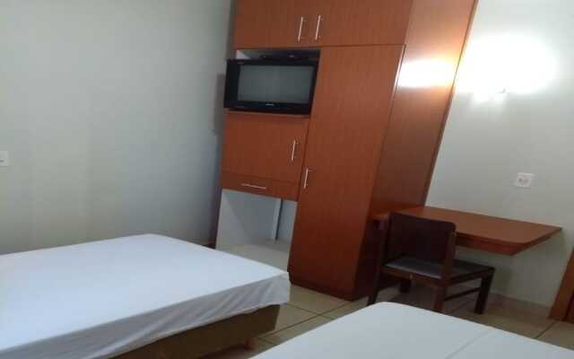 OYO Novo Grande Hotel