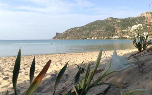 Fully Equipped Beach House at Pachia Ammos Plytra