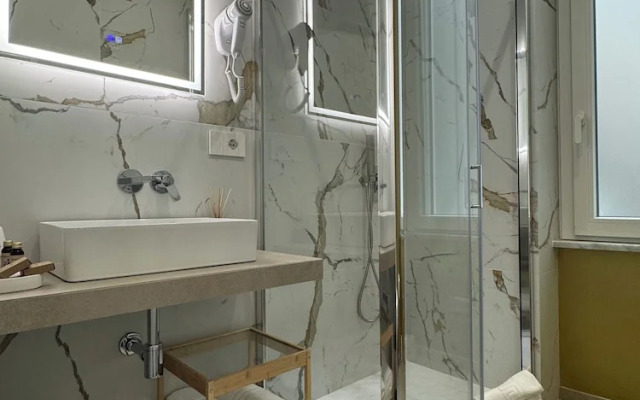 Lina Suites & Rooms