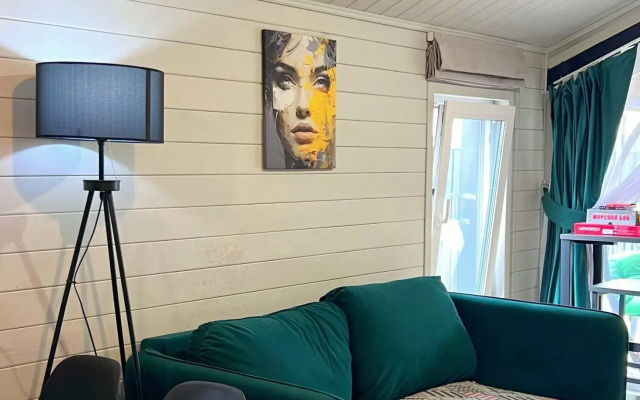 Cottage on Preobrazhenskaya