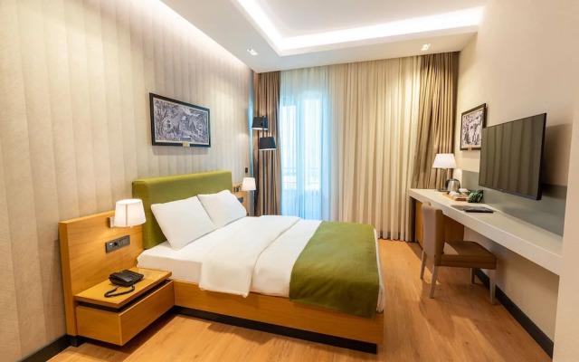Artes Hotel