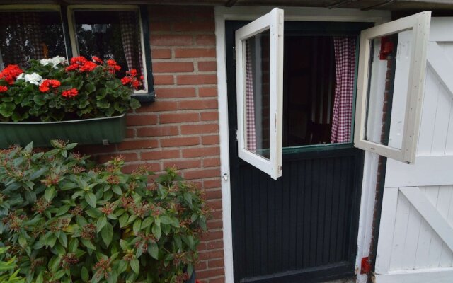 Cozy Holiday Home in Bergen op Zoom with Garden