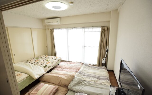 Moriguchi Apartment