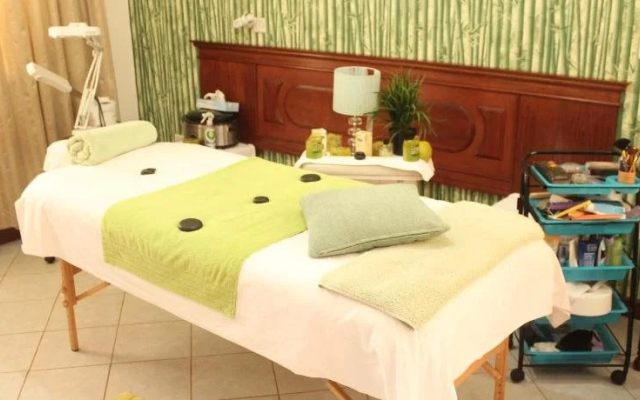 67 Airport Hotel
