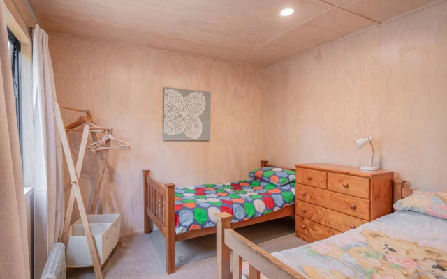 All Decked Out - Matarangi Holiday Home