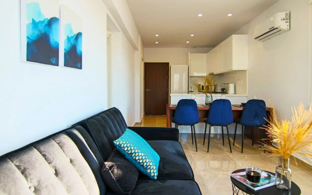 Phaedrus Living: Seaside Residence Lighthouse 70