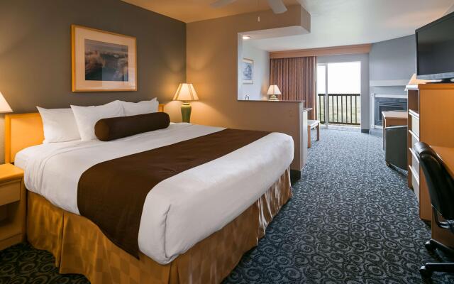 Lighthouse Suites Inn
