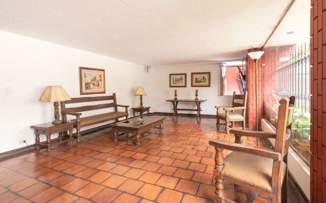 Simply Comfort. Stylish Miraflores Apartments