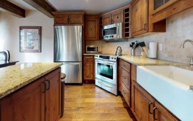Vail - Lionshead Condominiums 2 Bedroom Condo