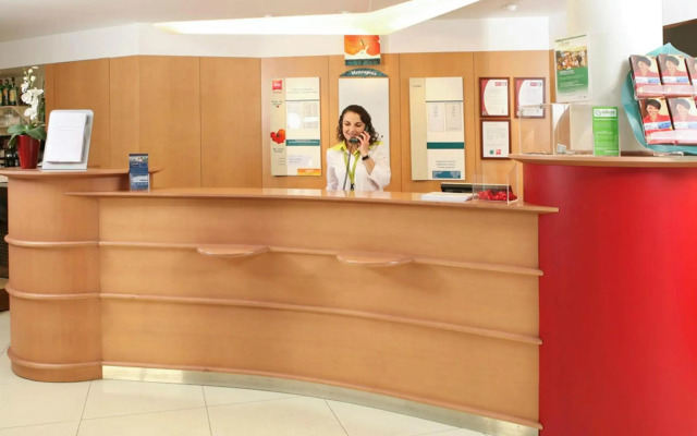 ibis Setubal