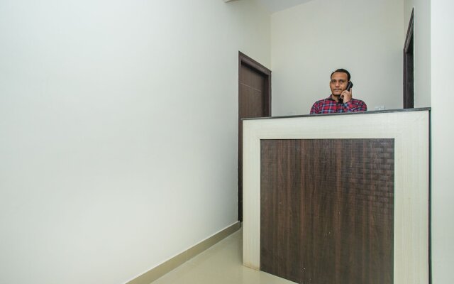 Capital O 22490 Hotel Paradise Inn