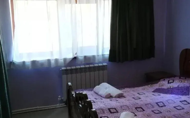 Tonratun Hotel