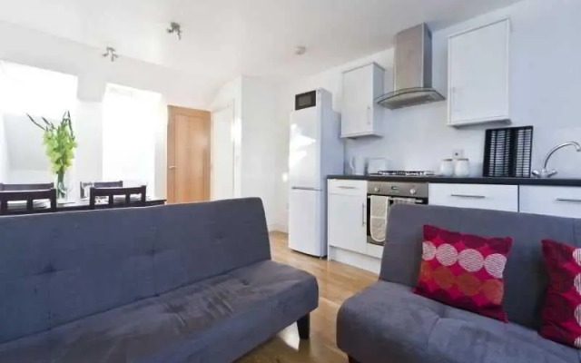 Stylish London Apartment
